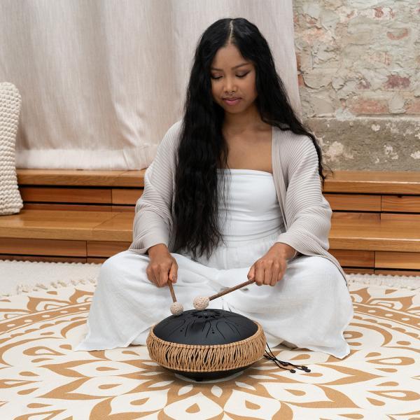 Produktbild Meinl Sonic Energy MOSTD1BK Tongue Drum H-Moll 8 Töne mit Reinigungstuch (Perkussion)
