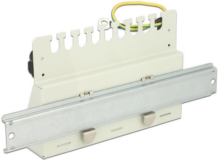 Produktbild Delock 8-Port Desktop Patchpanel, Hutschienenkit