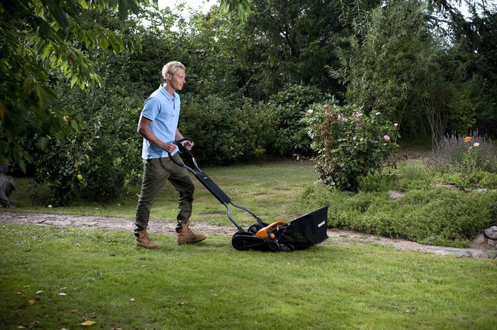 Image du produit Fiskars Sac de ramassage StaySharp (Tondeuse à gazon, Bac de ramassage + sac de ramassage)