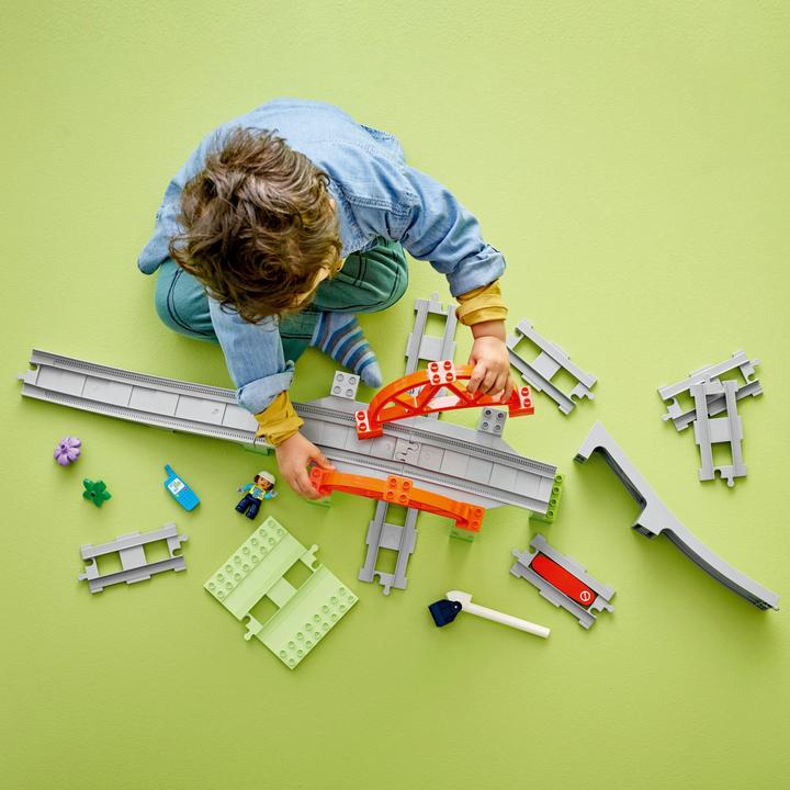 Actual product image LEGO Railway bridge and rails - extension set (10426)