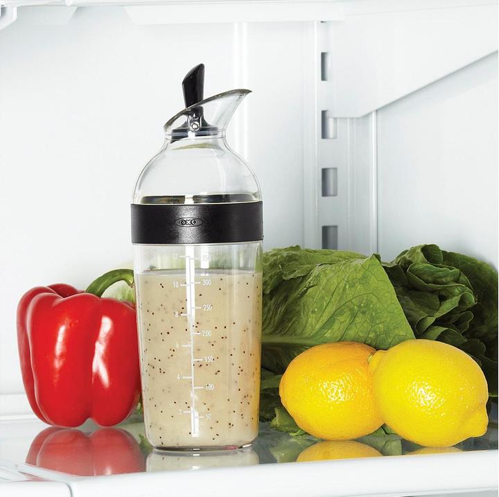 Image du produit OXO Saupoudreuse à salade (350 ml)