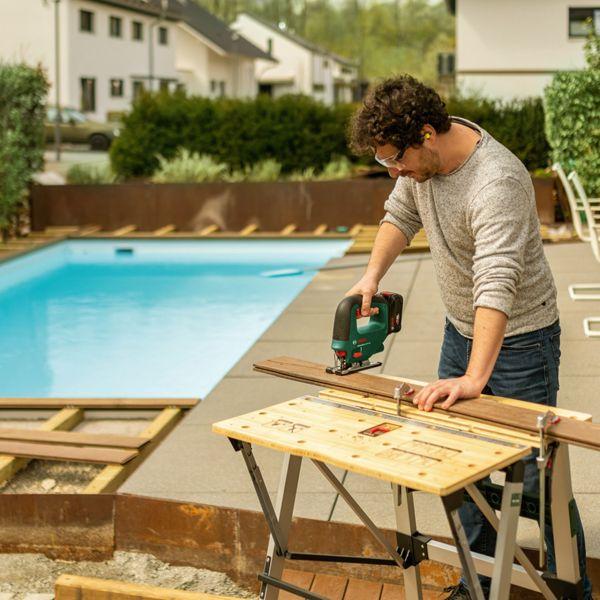Actual product image Bosch Home & Garden UniversalSaw 18V-100
