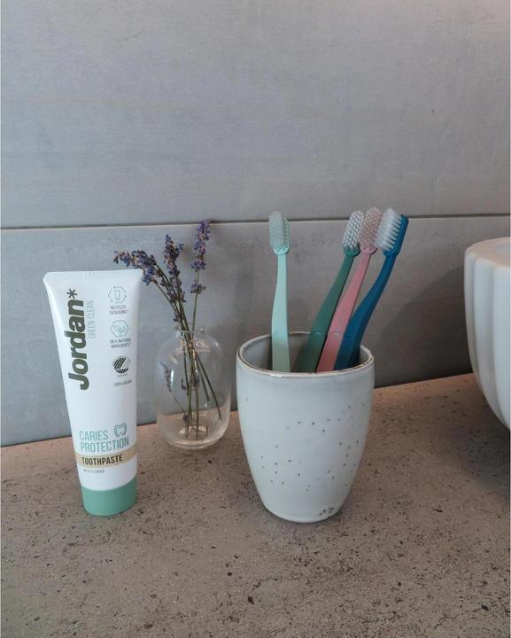 Produktbild Jordan* Green Clean Zahnbürste Soft (Weich, 1 x)