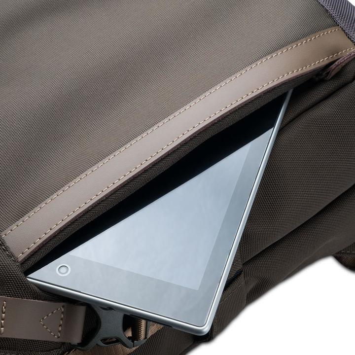 Immagine prodotto Vanguard Veo Go 42M KG (Borsa a tracolla per fotocamera, 9.80 l)