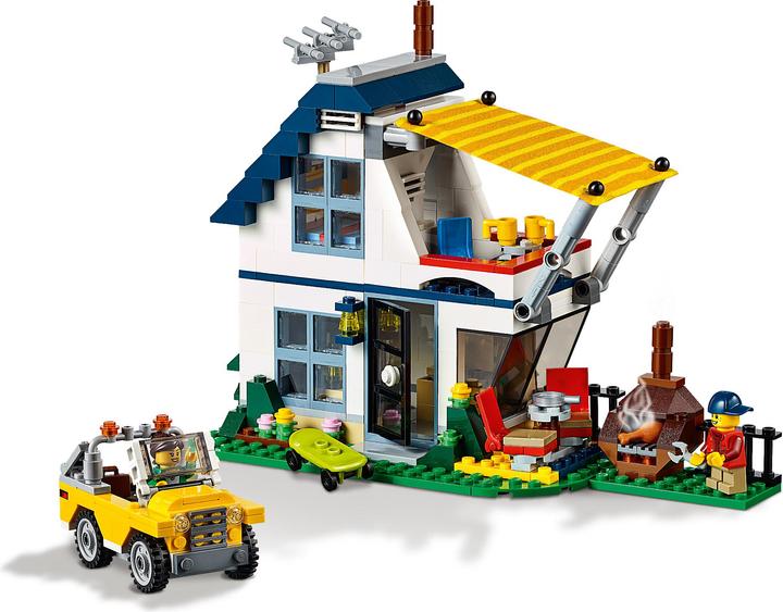 Actual product image LEGO Holidays (31052, LEGO Creator Expert)