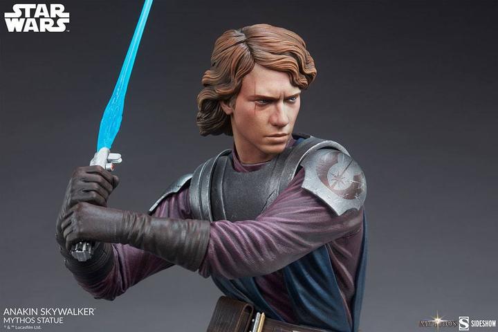 Actual product image Sideshow Star Wars "Anakin Skywalker" 1/5 Mythos Statue