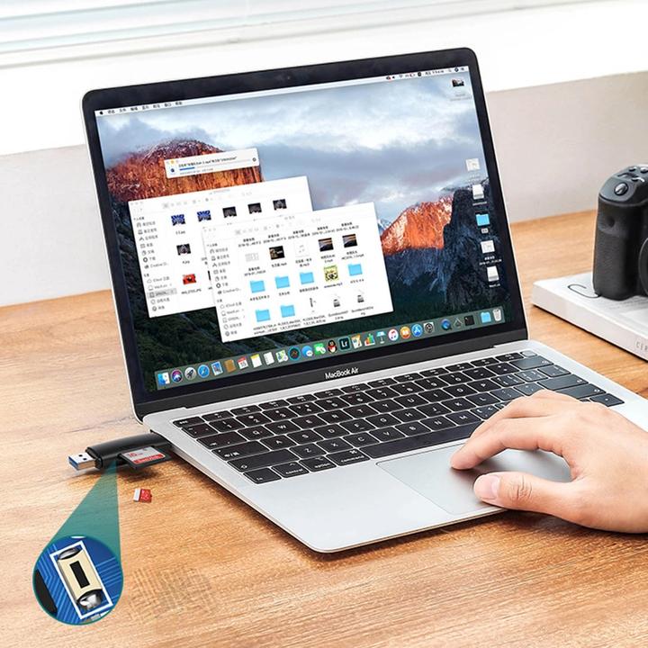 Image du produit Ugreen CM304 USB + USB-C Adapter Lecteur de cartes SD + microSD (noir) (USB-C)