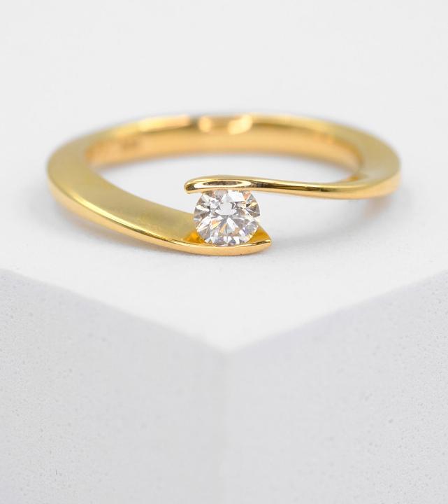 Actual product image Muau Solitaire (54, 750/18 K Gold)