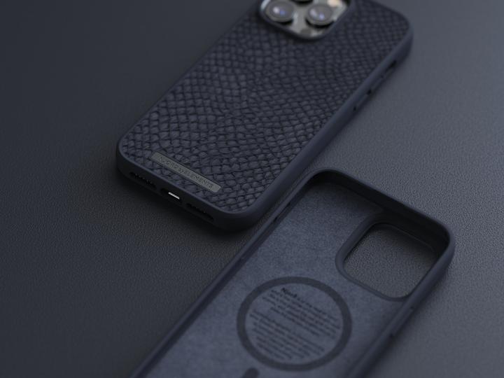 Actual product image Njord Salmon Leather (Apple iPhone 14 Pro Max)