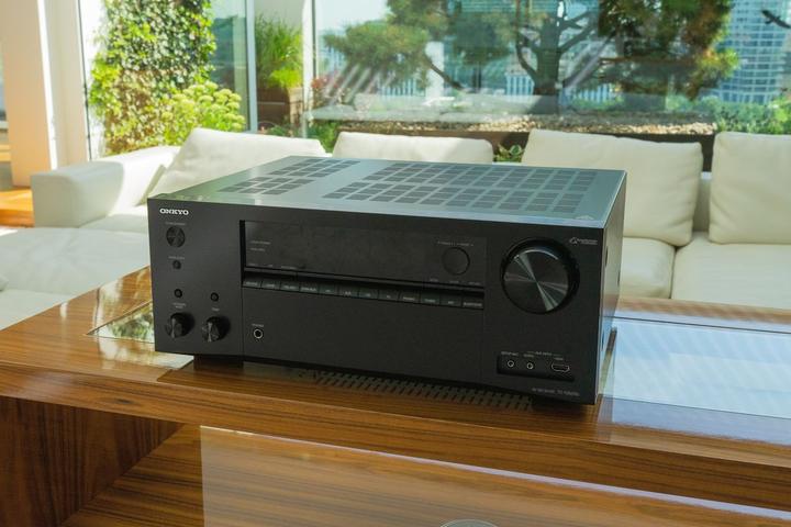 Actual product image Onkyo TX-NR696 (7.2 channels, FM, AM)