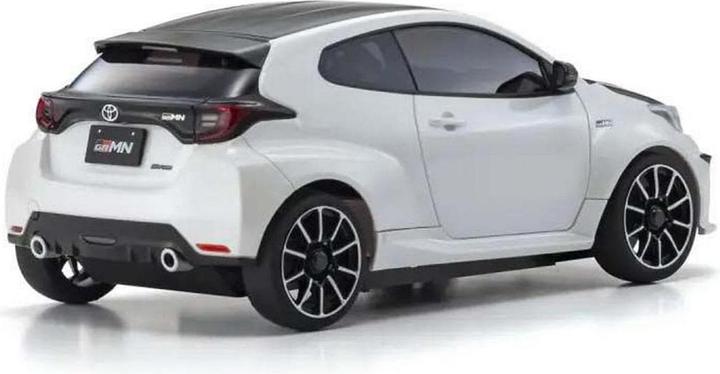 Actual product image Kyosho Mini-Z MA020 Toyota GRMN Yaris Rally Weiss, ARTR (ARR Almost Ready to Run)