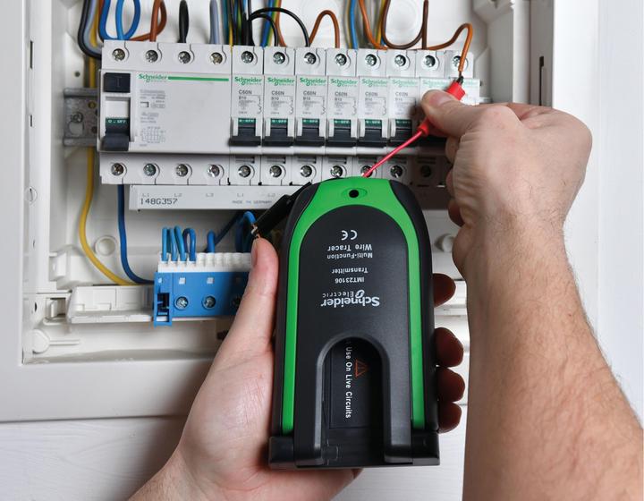 Actual product image Schneider Electric THORSMAN Multifunction Cable Finder with Transmitter and Receiver