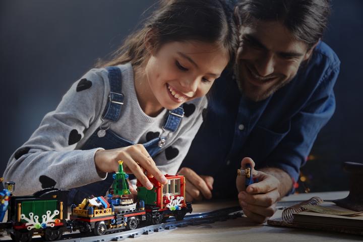 Image du produit LEGO Le train de Noël (10254, LEGO Creator Expert)