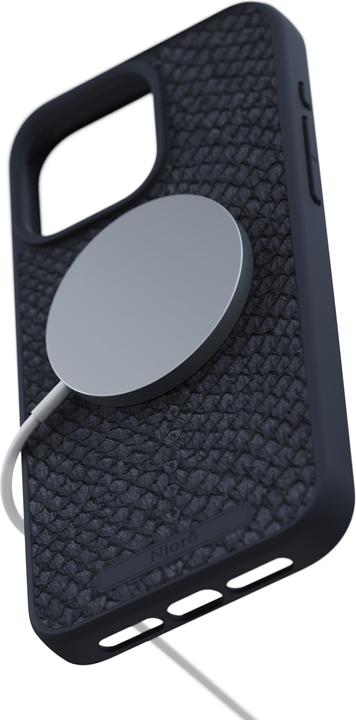 Produktbild Njord Hard-Cover Salm.Leather Magsafe Case Black (Apple iPhone 15 Pro Max)