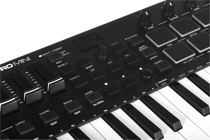 Actual product image M-Audio Oxygen Pro Mini (Controller)