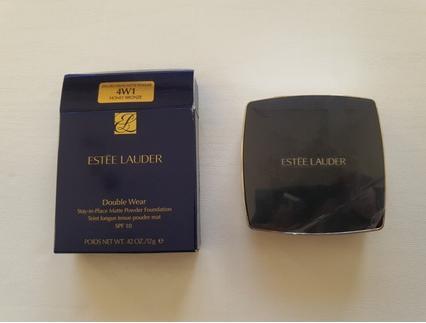Actual product image Estée Lauder Double Wear SIP Matte Powder Foundation (No. 4W1 - Honey Bronze)