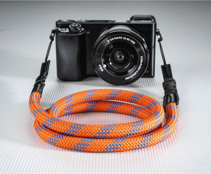 Actual product image Hama Braid 120 (Neck belt, Shoulder strap)