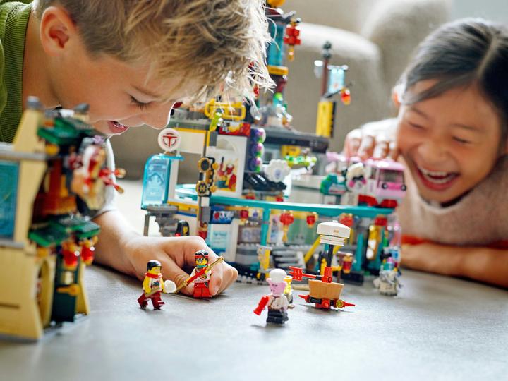 Actual product image LEGO City of lanterns (80036, LEGO Monkie Kid, LEGO Rare Sets)