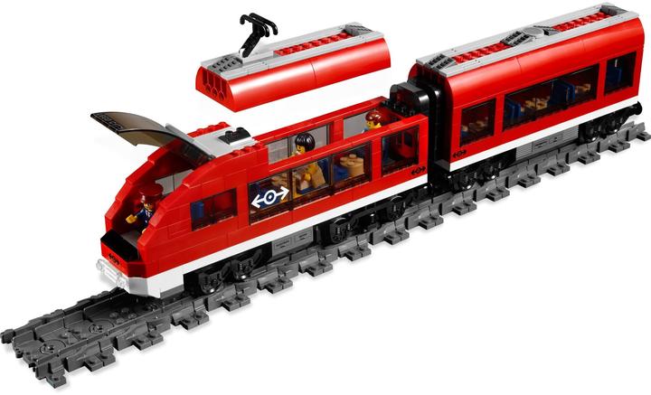 Actual product image LEGO City Passenger Train (7938, LEGO City)