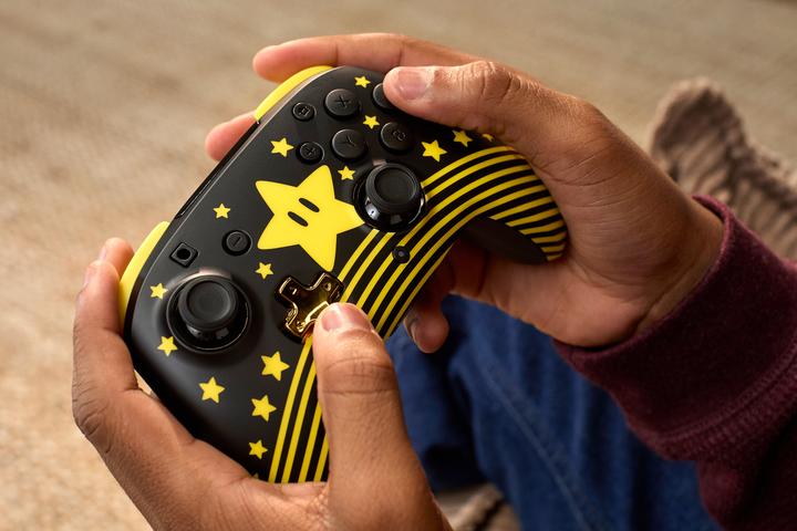Produktbild Turtle Beach Rematch Wireless Controller · NS · Super Mario Star (Switch, Switch OLED, Switch Lite)