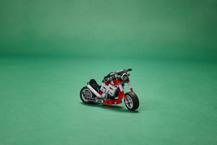 Immagine prodotto LEGO Chopper (42132, LEGO Technic)