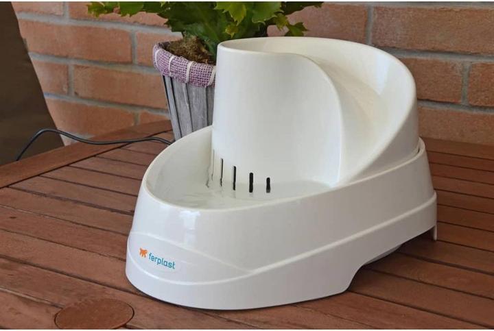 Actual product image Ferplast Vega (2 l)