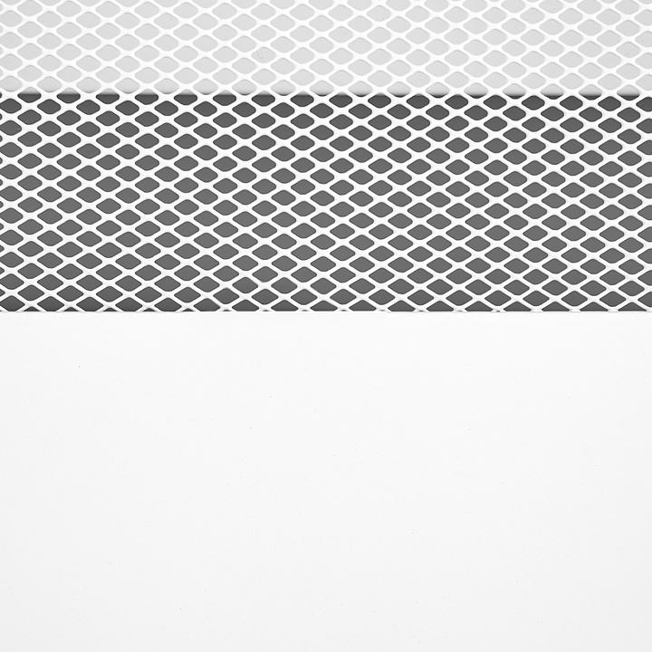 Actual product image Beliani Sideboard metal white 2 doors MORLEY (118 x 60 x 40 cm)