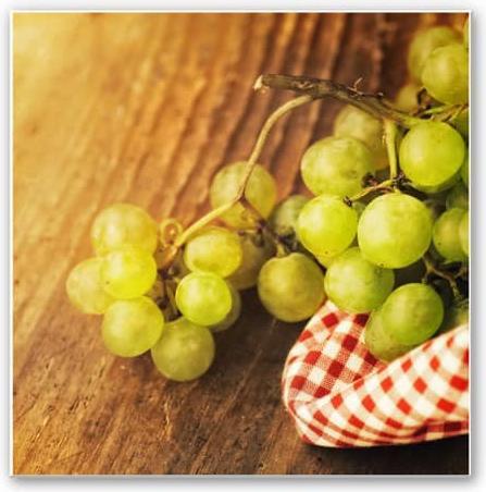 Actual product image Trenddeko Sweet grapes (70 x 70 cm)