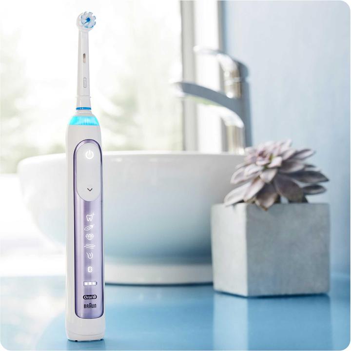 Actual product image Oral-B Genius 10100S (Oscillating toothbrush)