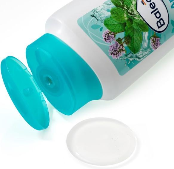 Produktbild dm Balea Anti Schuppen (300 ml, Flüssiges Shampoo)