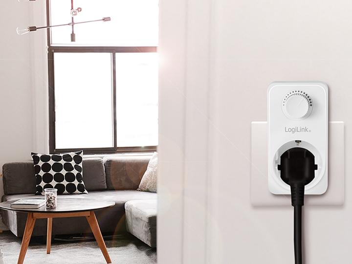Actual product image LogiLink Socket outlet adapter