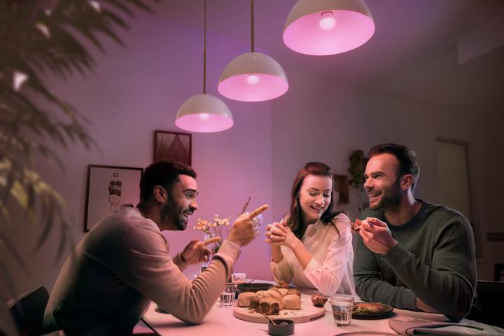 Produktbild Philips Hue White & Color Ambiance Luster (E14, 5.10 W, 470 lm, 2 x, F)