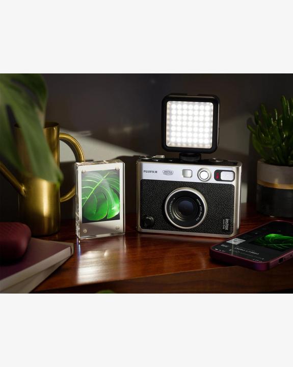 Actual product image Fujifilm Instax Mini Evo (type c)