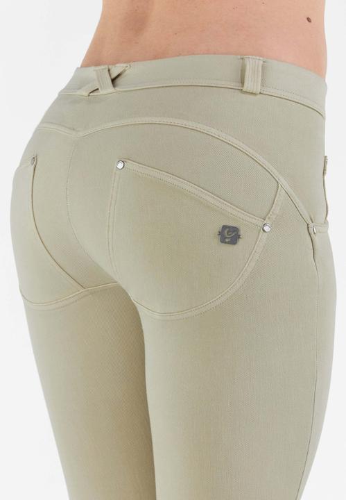 Actual product image Freddy WR.UP?? SNUG Shaping Pants 7/8 (S)