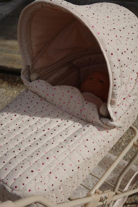 Produktbild Konges Slojd Tulle Puppenwagen (Pram) Fairy Etoile Sangria