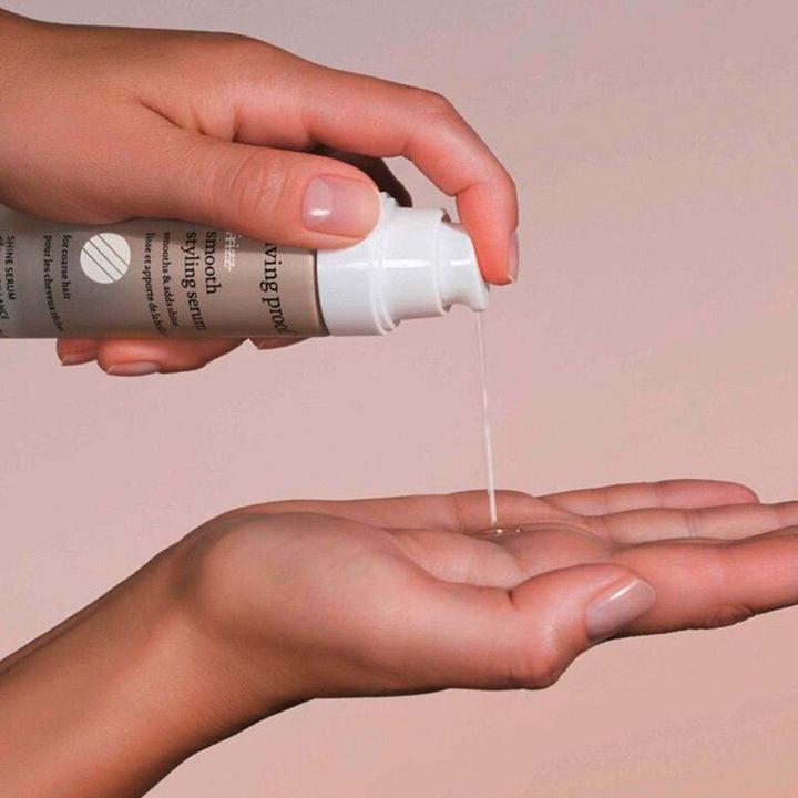 Produktbild Living Proof No Frizz Smooth Styling Serum 1.5 Fl Oz (45 ml)