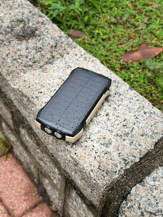 Produktbild Vinnic Solar Powerbank (20000 mAh, 20 W, 74 Wh)