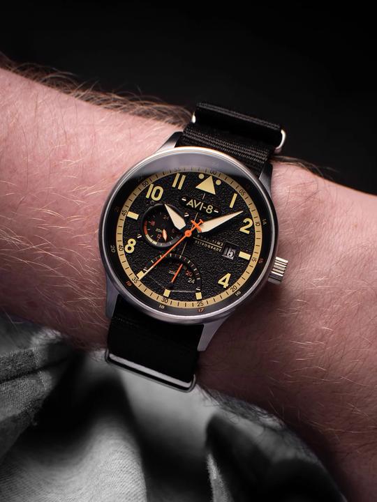 Image du produit AVI-8 AV-4101-0B Hawker Hurricane McKellar Dual Time (Montre pilote)