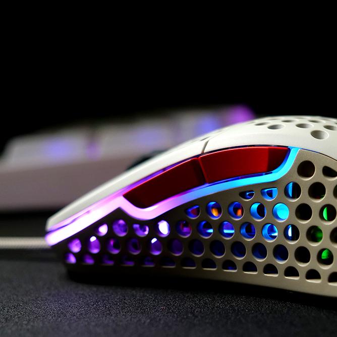 Image du produit CHERRY xtrfy M4 RGB Retro Edition (Filaire)