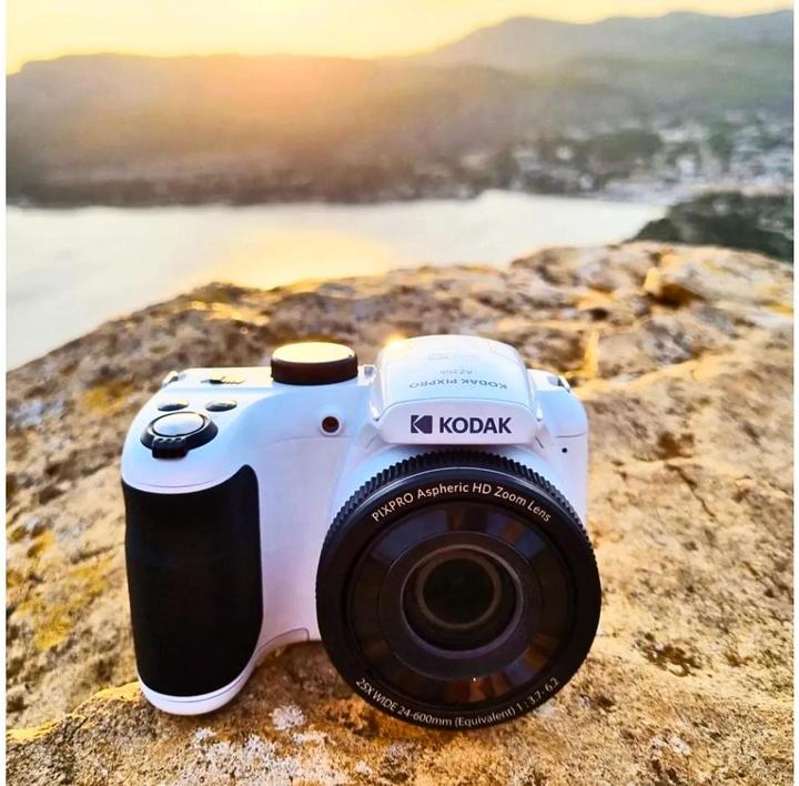 Actual product image Kodak Astro Zoom AZ255 (4.3 - 170 mm, 16.15 Mpx, 1/2,3'')
