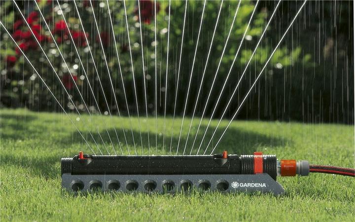 Produktbild Gardena Aquazoom 350/2 (Viereckregner)