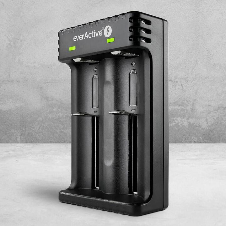 Produktbild Everactive Batterieladegerät für Li-Ionen-Akkus LC-200 (1 Stk., AAAA, AAA, AA, C, 2200 mAh, Ladegerät ohne Akku)