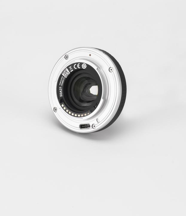 Actual product image Viltrox Lens I AF 28 mm I F/4.5 XF I Fuji X-Mount (APS-C / DX)