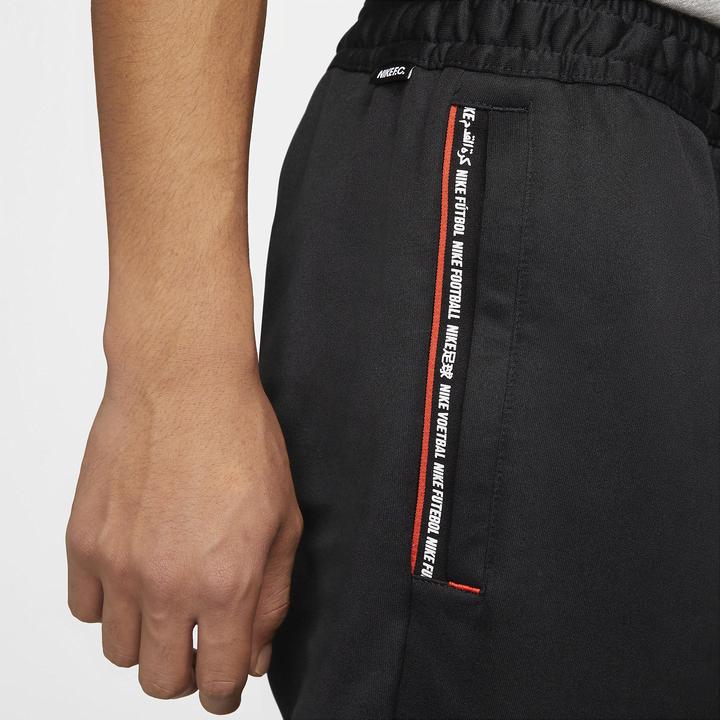 Actual product image Nike DD9541-010 (M)