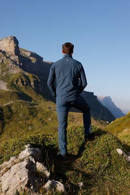 Actual product image Radys R1 Hiking Softshell Jacket (XL)
