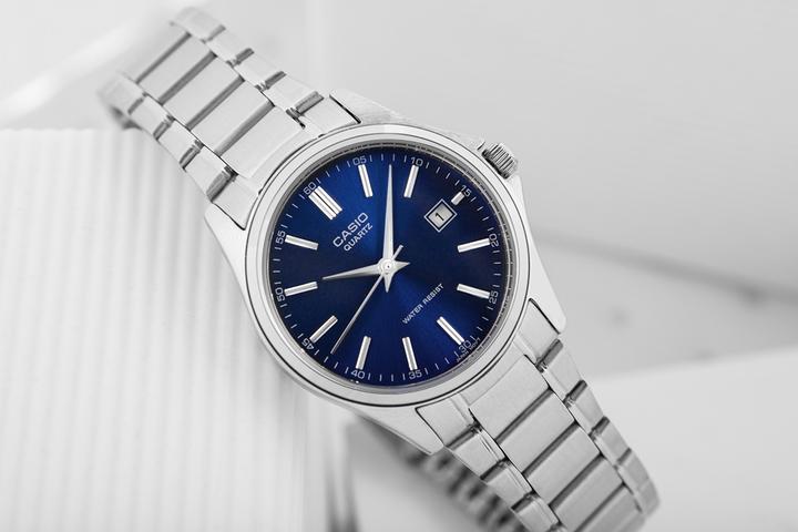 Immagine prodotto Casio LTP-1183A-2A (Orologio da polso analogico, 25 mm)