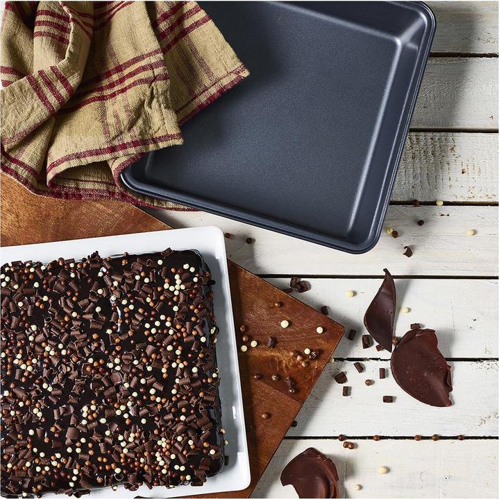 Actual product image de Buyer Cake tin square 22.5x22.5cm H: 5cm (22.50 cm)