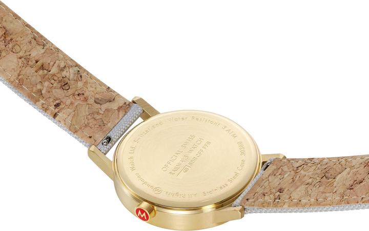 Immagine prodotto Mondaine Classico - ispirato alla natura - Ip Gold (Orologio da polso analogico, 40 mm)
