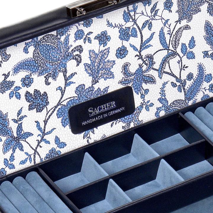 Actual product image Sacher Jewelry case Helen leather