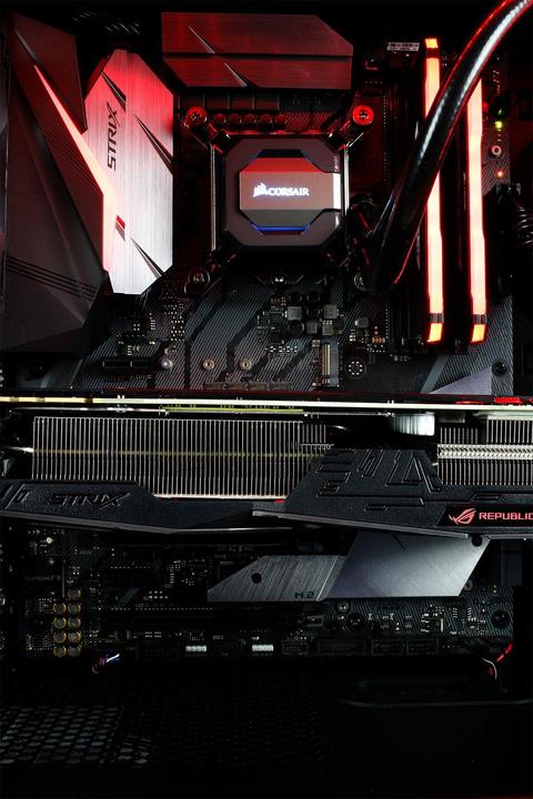 Actual product image Mifcom SAVAGE GTX 1070 Ti - ZGS 2018 Edition (Intel Core i7-8700K, 16 GB, 500 GB, GeForce GTX 1070 Ti)